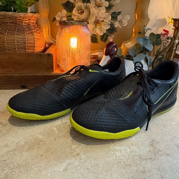 Nike Phantom Venom Academy Men's Soccer Shoes Black-Volt Size 11 - Picture 1 of 10